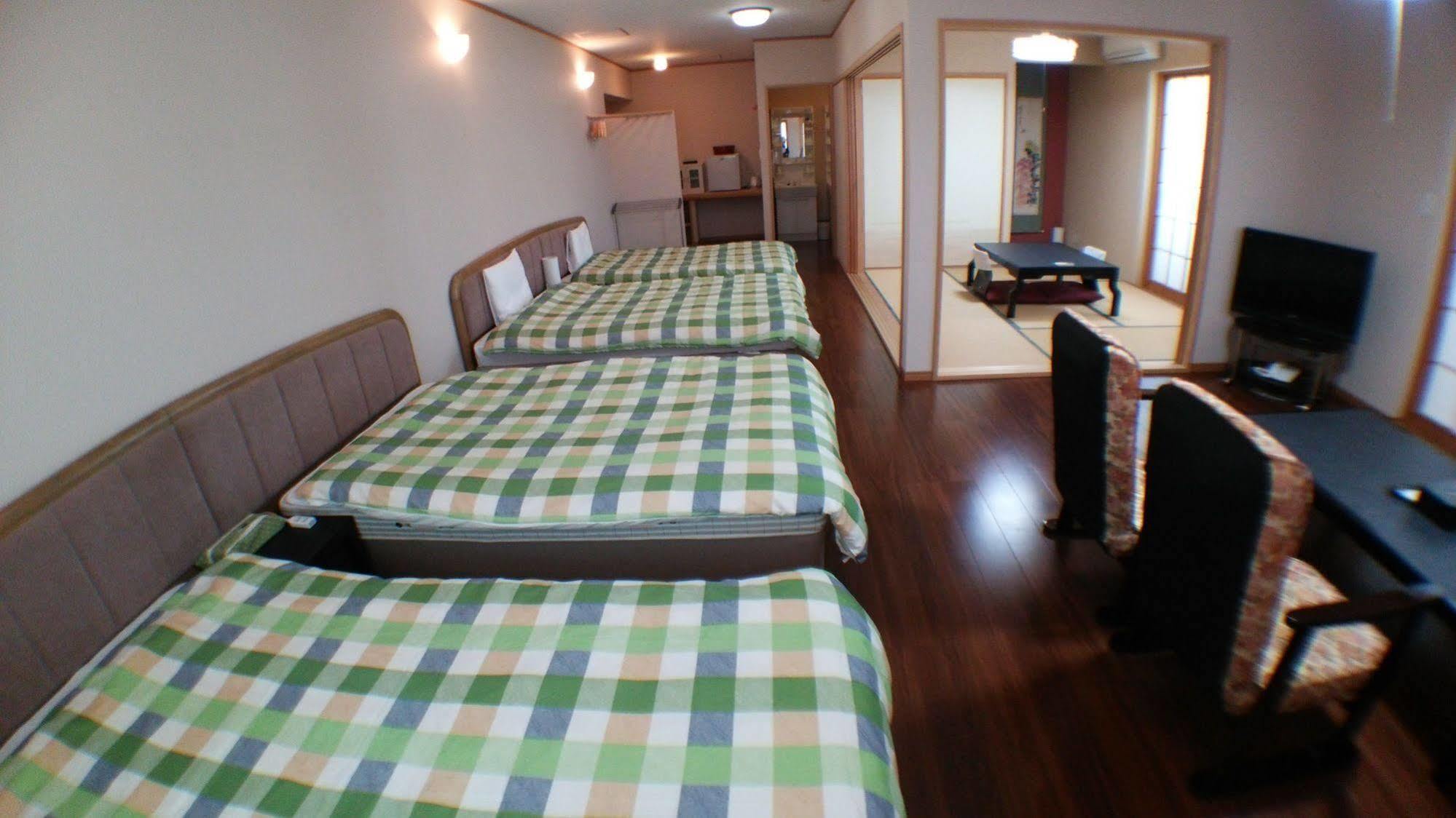 Hotel Yurakuan Miyazaki Esterno foto